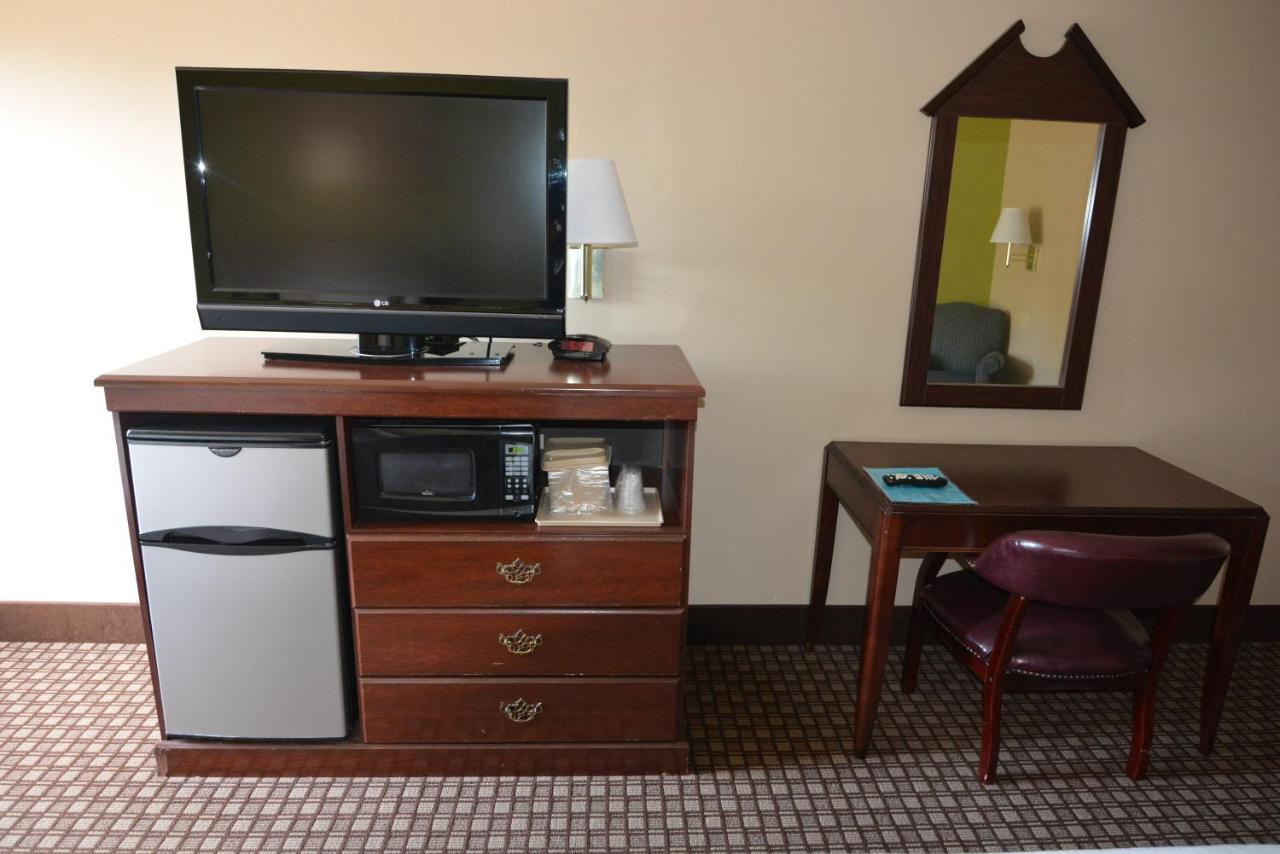 Jameson Inn And Suites Hazelhurst Hazlehurst Exteriör bild